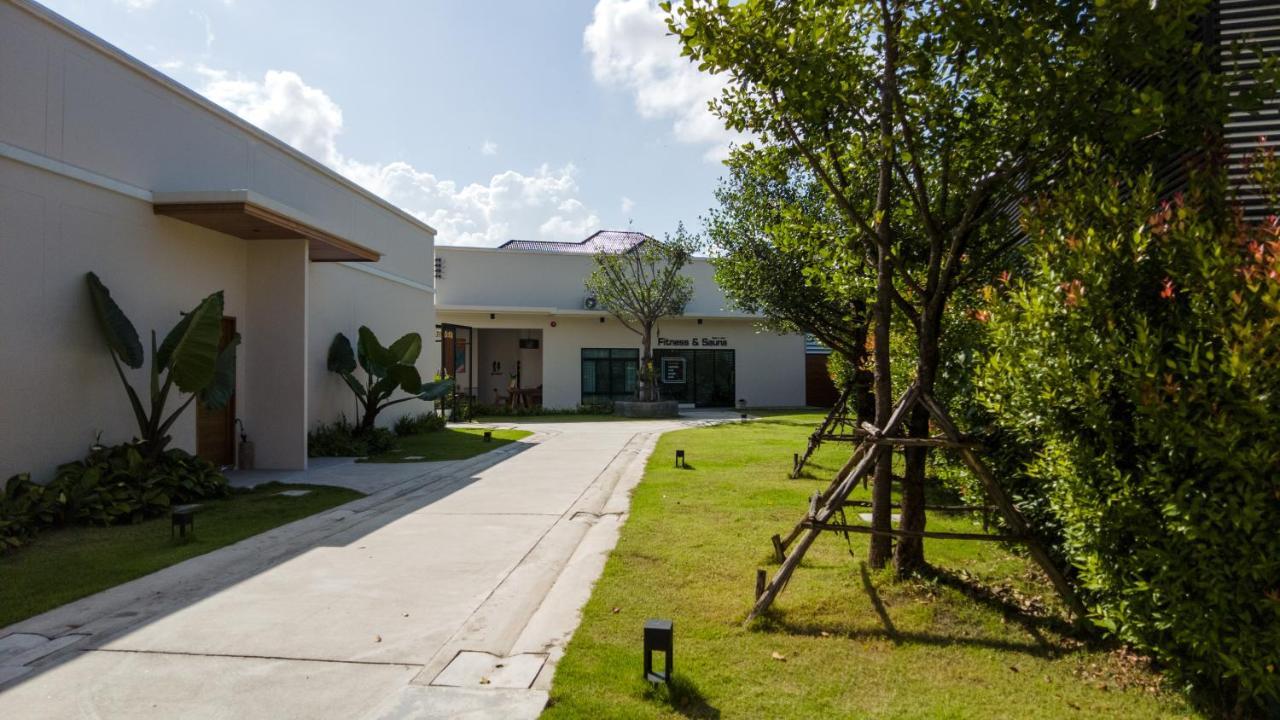 Toledo Pool Villa Nakhon Si Thammarat Exterior photo